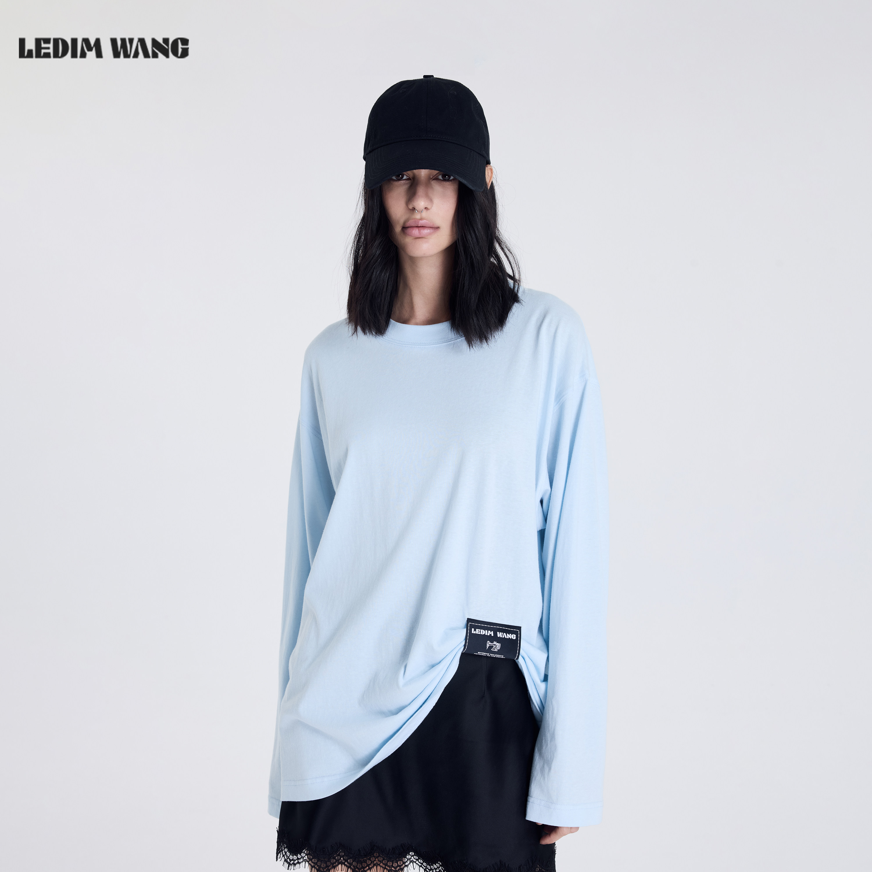 LEDIM WANG捏褶素色长袖T恤女2026夏季新款蓝色宽松内搭休闲上衣