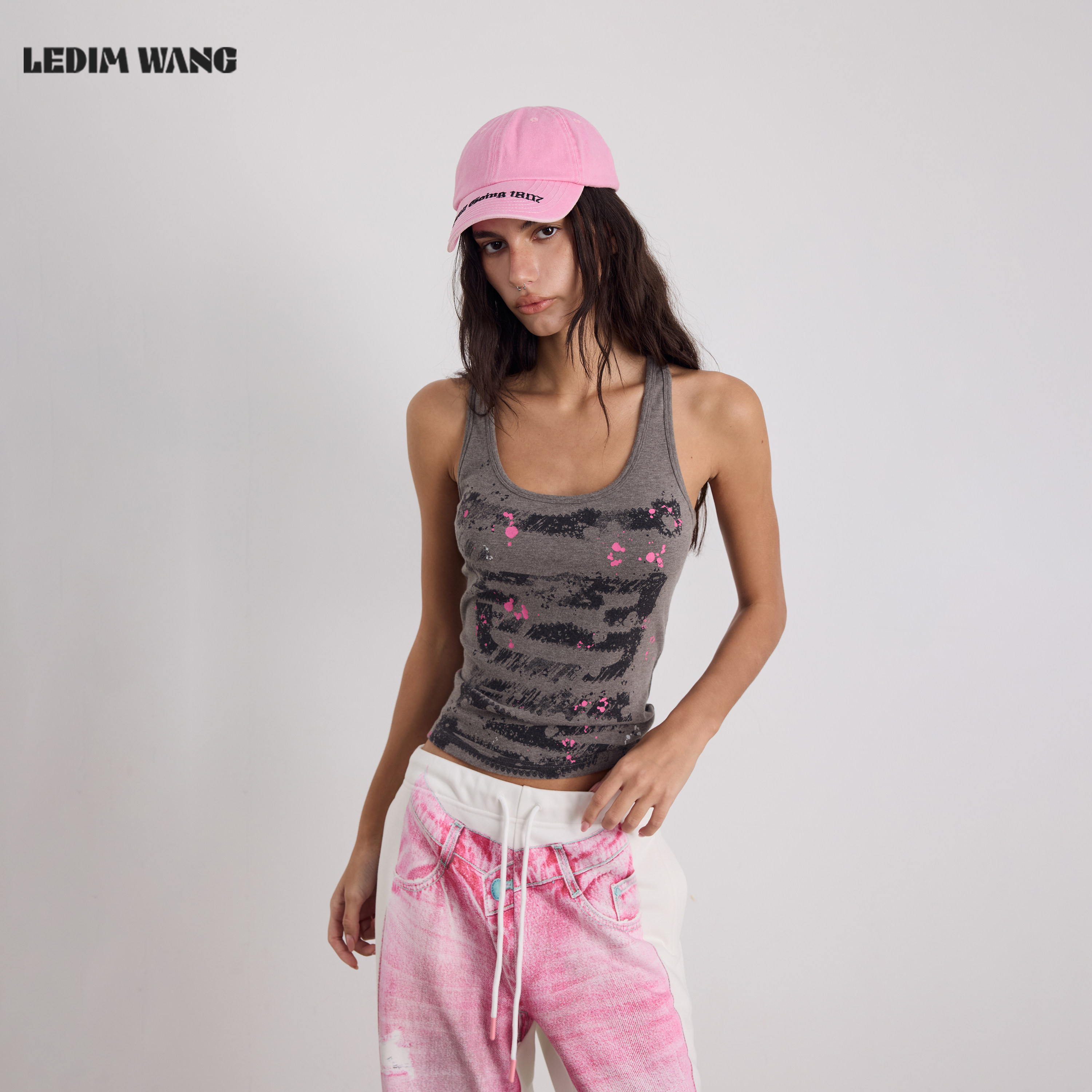 【明星同款】LEDIM WANG美式印花吊带背心女外穿深灰色26夏季新款