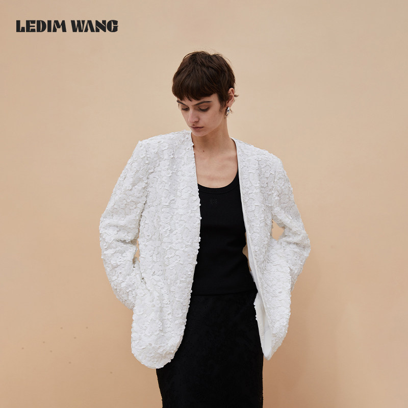 LEDIM WANG白色立体山茶花珠片无领外套女小众设计高级感冬季新款,女装/女士精品,短外套,淘宝优惠券,粉丝福利购,淘宝优惠卷