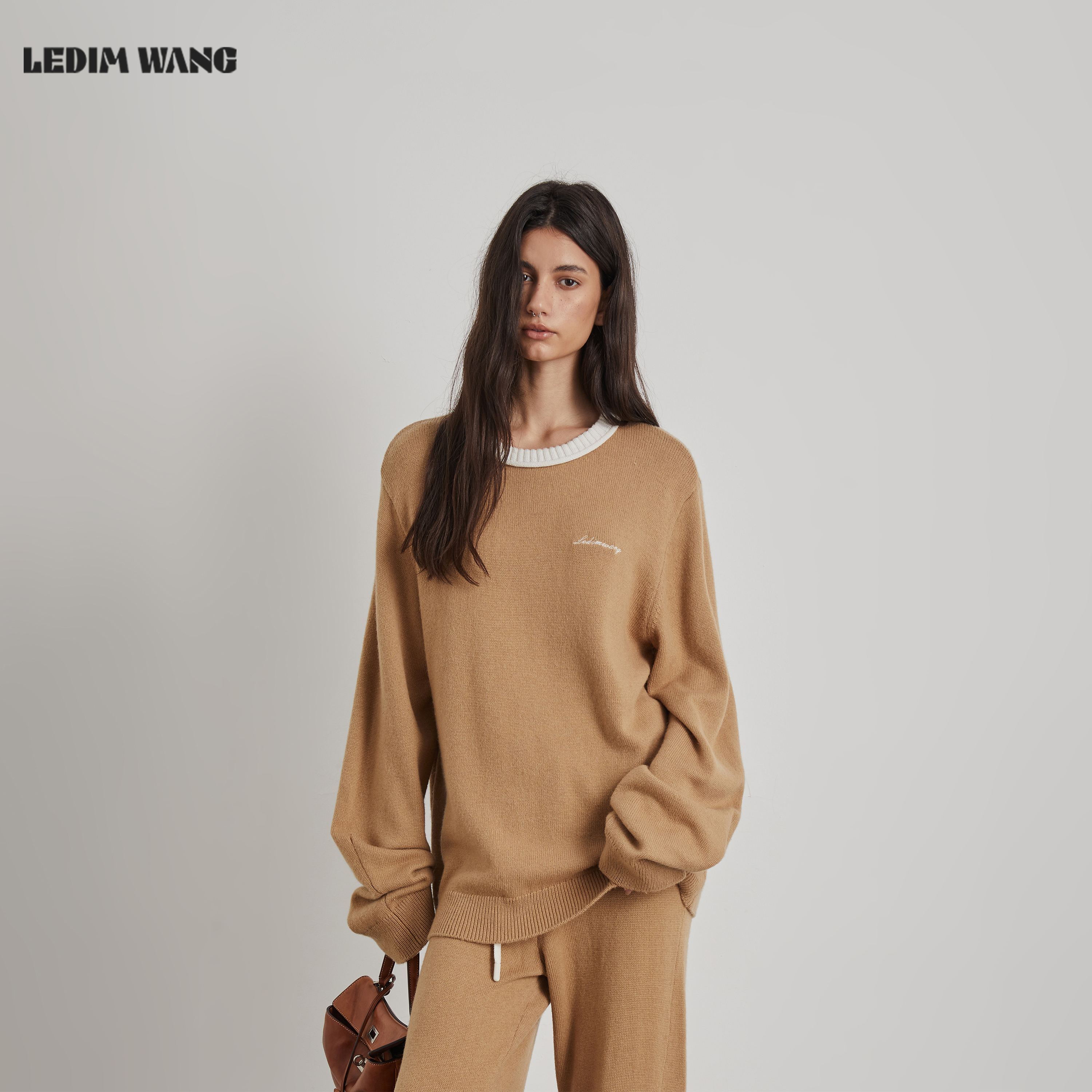 LEDIMWANG慵懒撞色卡其色毛衣