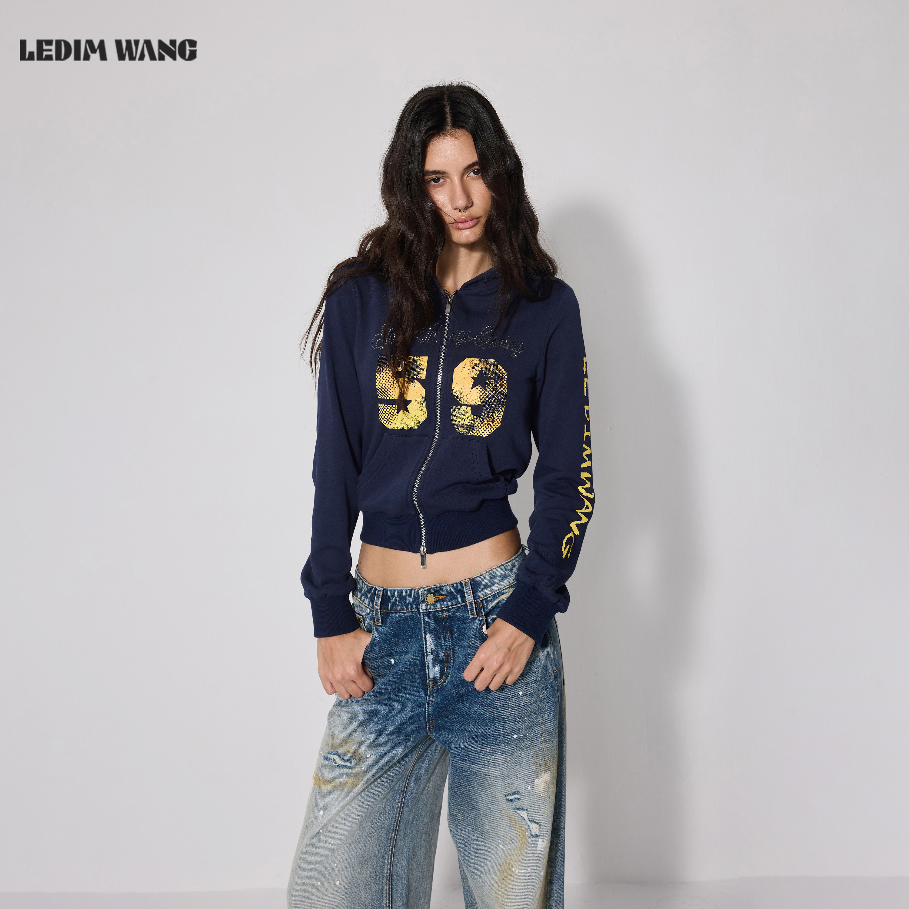 LEDIMWANG美式街头感连帽卫衣女图片