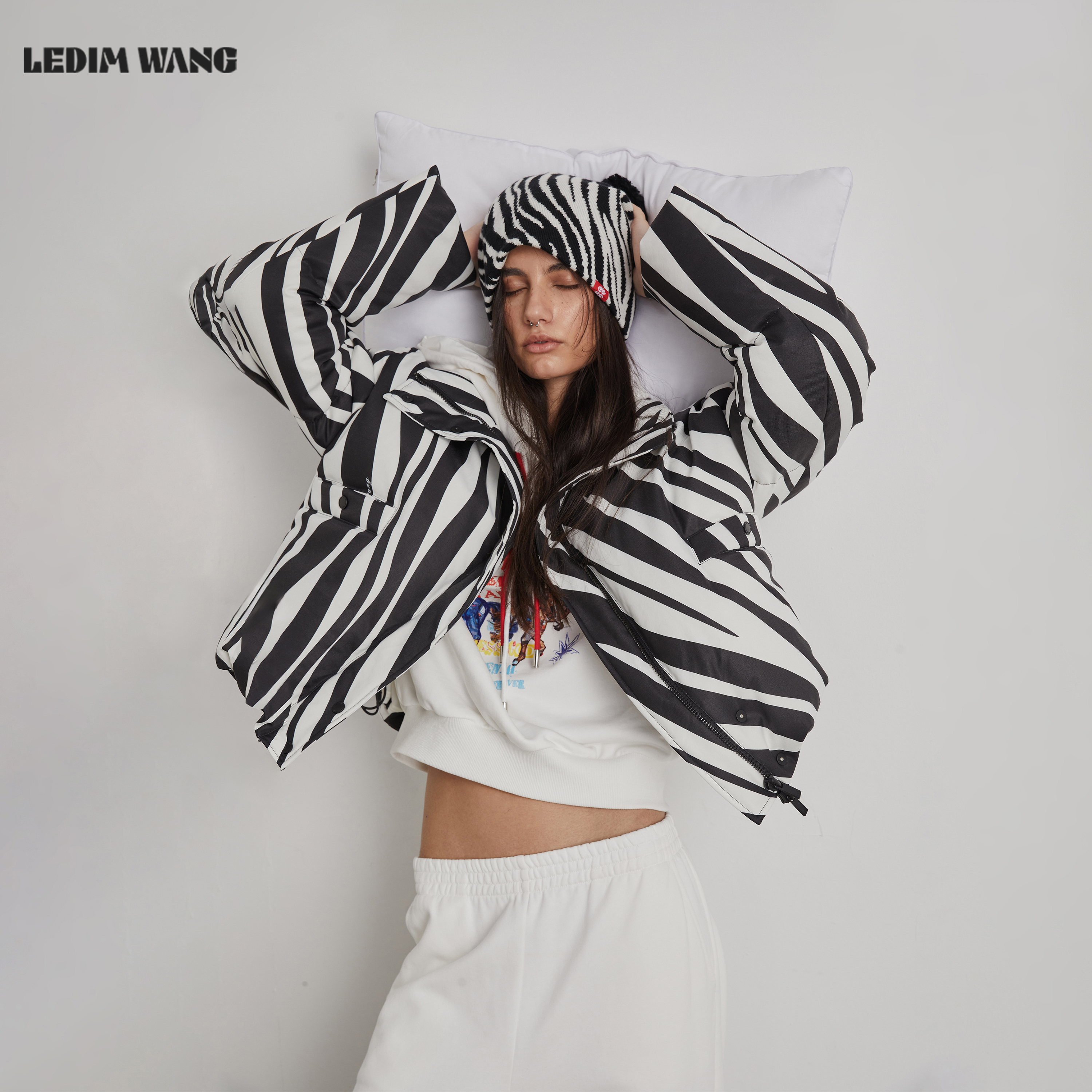 LEDIMWANG斑马面包短款羽绒服