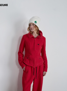 LEDIM WANG摇粒绒修身红色外套女2025秋冬新款休闲风收腰红色上衣