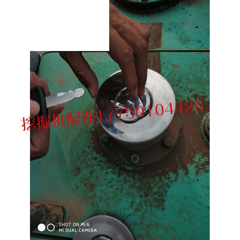 好货厂销怪手配件新源轮式挖土机658 758怪手不O锈钢柴油油箱盖新