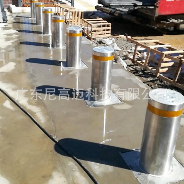 厂家现货不锈钢升降防撞路障