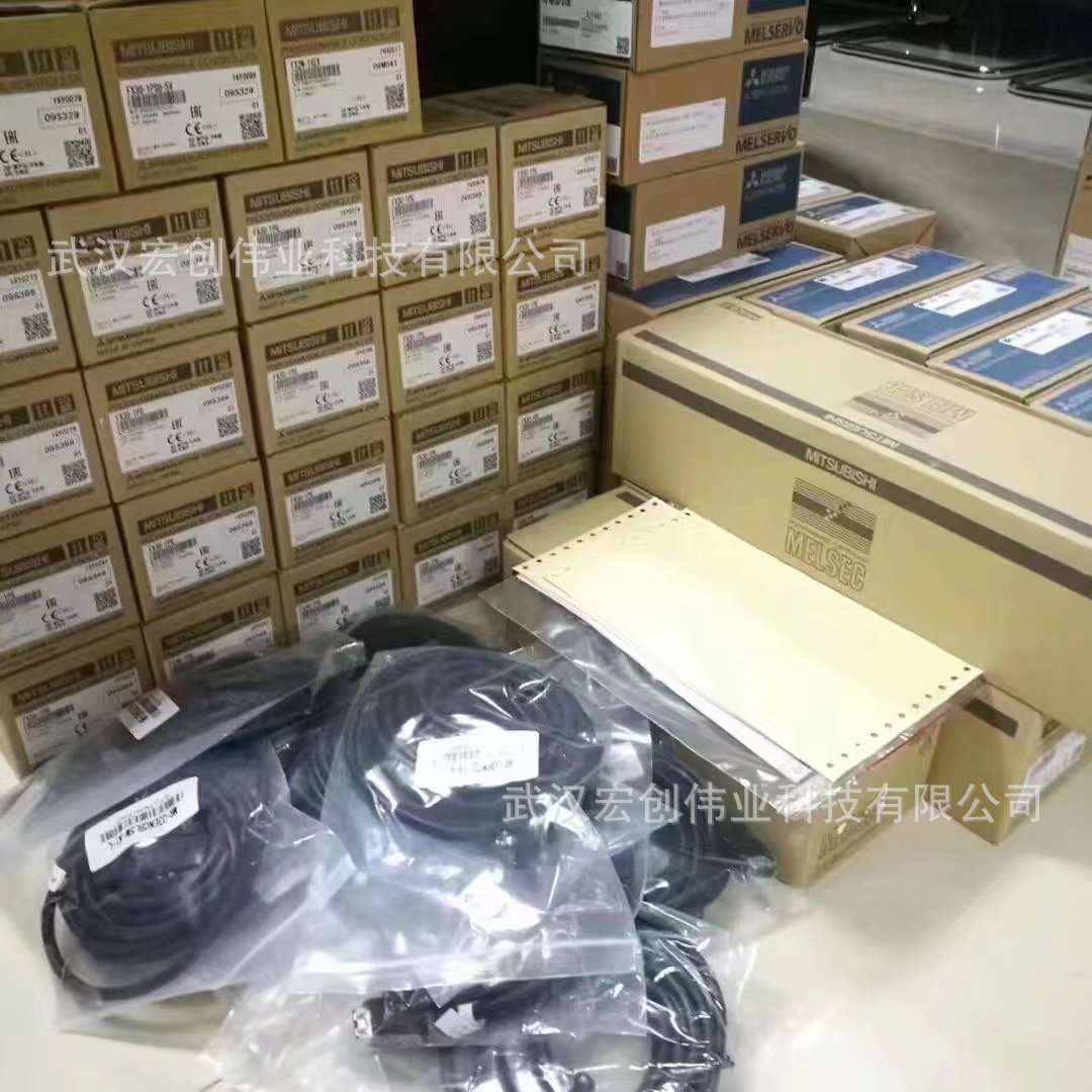 FX3U-48MR/ES-A 可编程控制器 FX3U-48MT/ES-A FX3U-32MR/ES-A