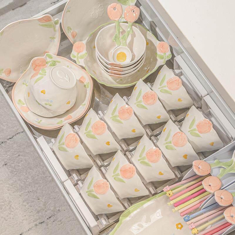 立体郁金香碗碟套装家用可爱小清新风陶瓷饭碗盘子碗盘组合餐具