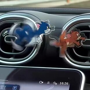 猫和老鼠会跑的出风口摆件克力车载空调摆件装饰卡通新款车内用品