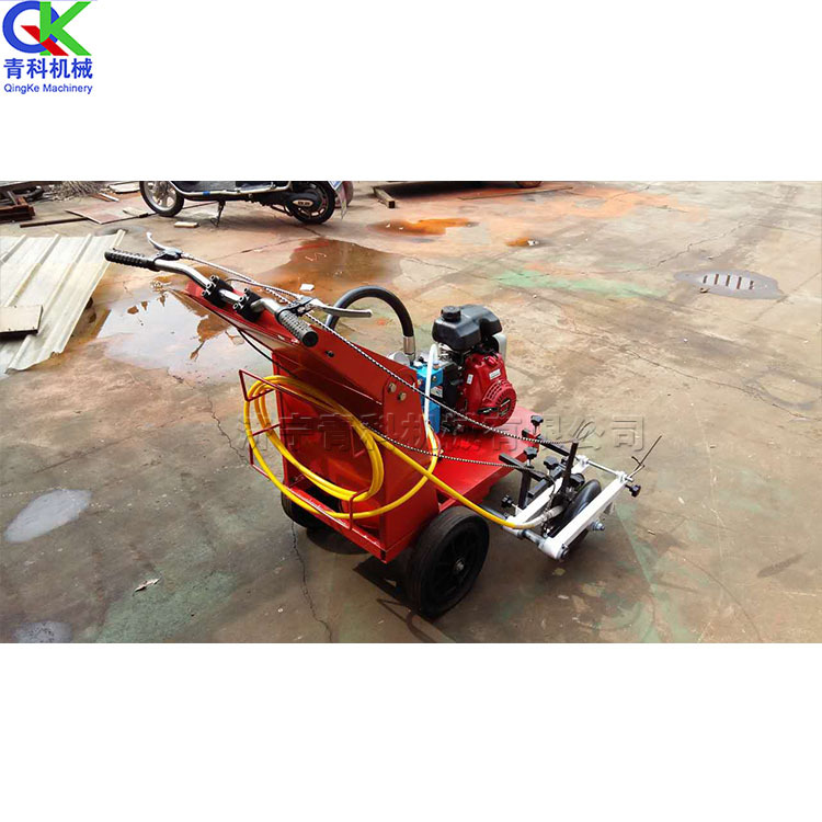 塑胶跑道划线机 手推式标线机 Plastic runway marking machine
