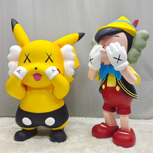 网红呆萌可达鸭新版皮卡丘匹诺曹公仔入口迎宾装饰雕塑摆件
