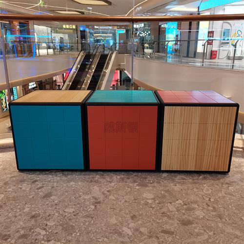 厂家定制玻璃钢魔方艺术装置雕塑摆件室内商场酒店门口落地大摆件