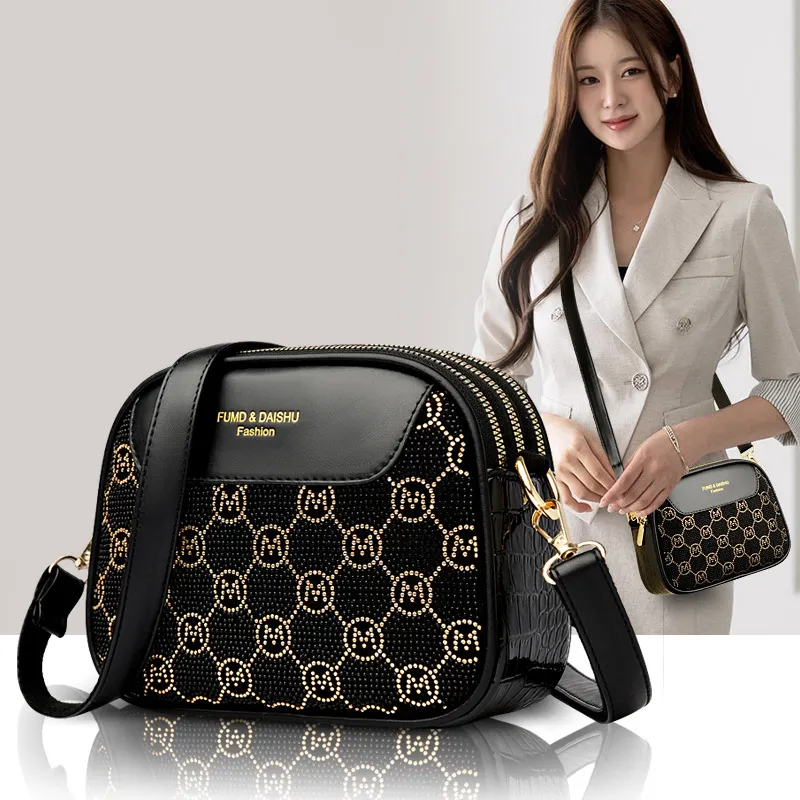 包包女2025新款软皮时尚妈咪包斜挎包百搭大容量女士三层单肩小包