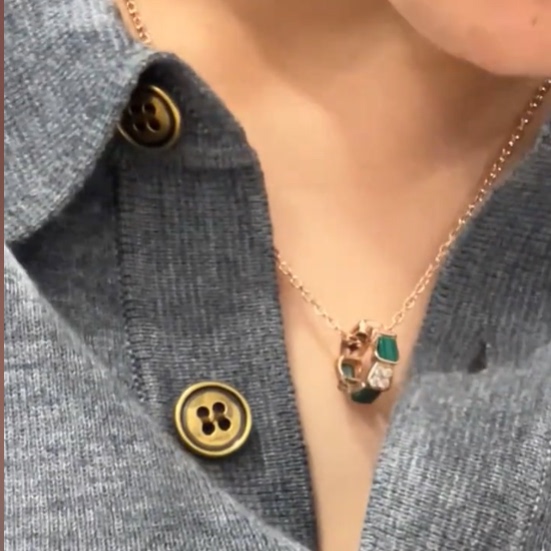 AJDE｜孔雀绿宝丽项链01