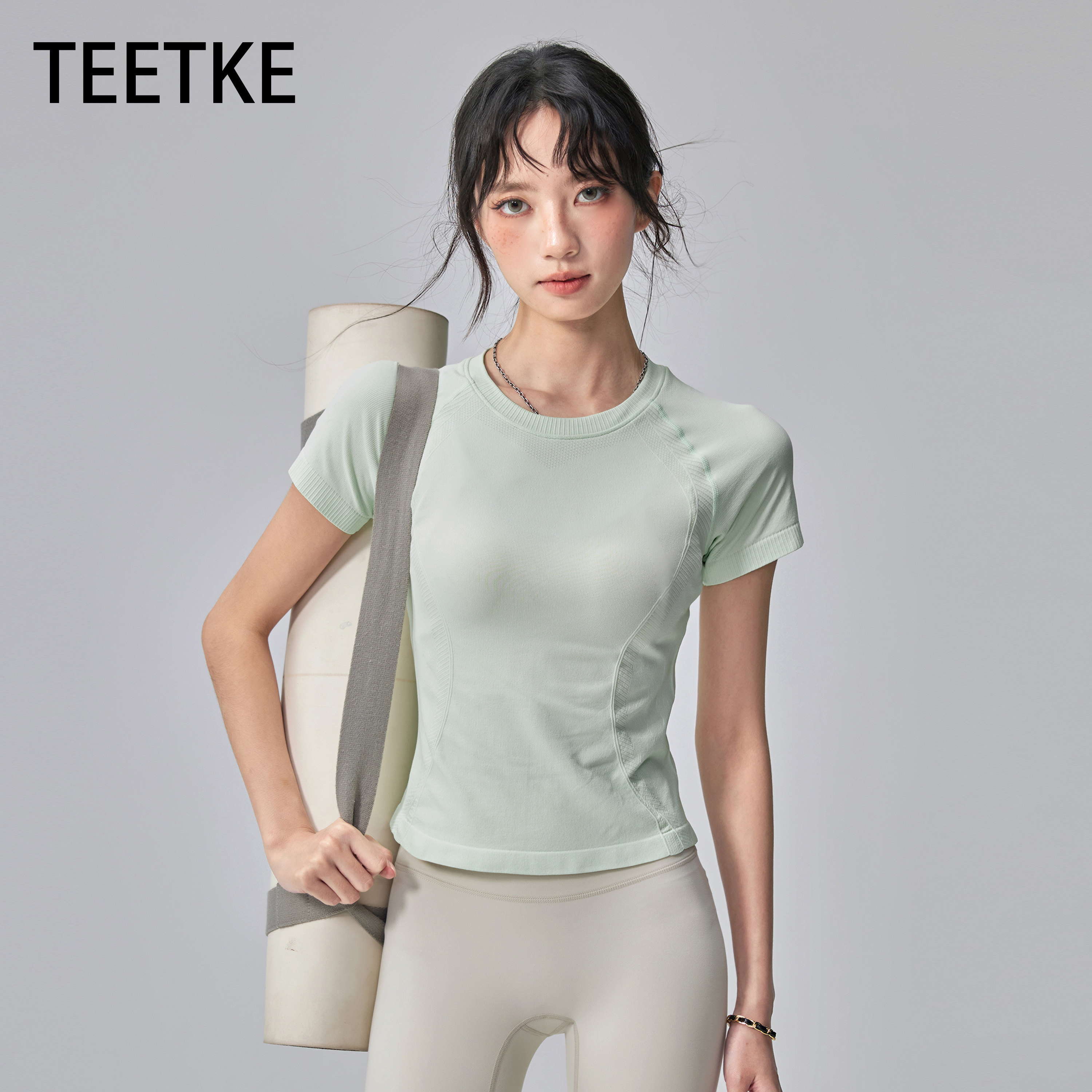 TEETKE速干修身运动瑜伽服短袖图片