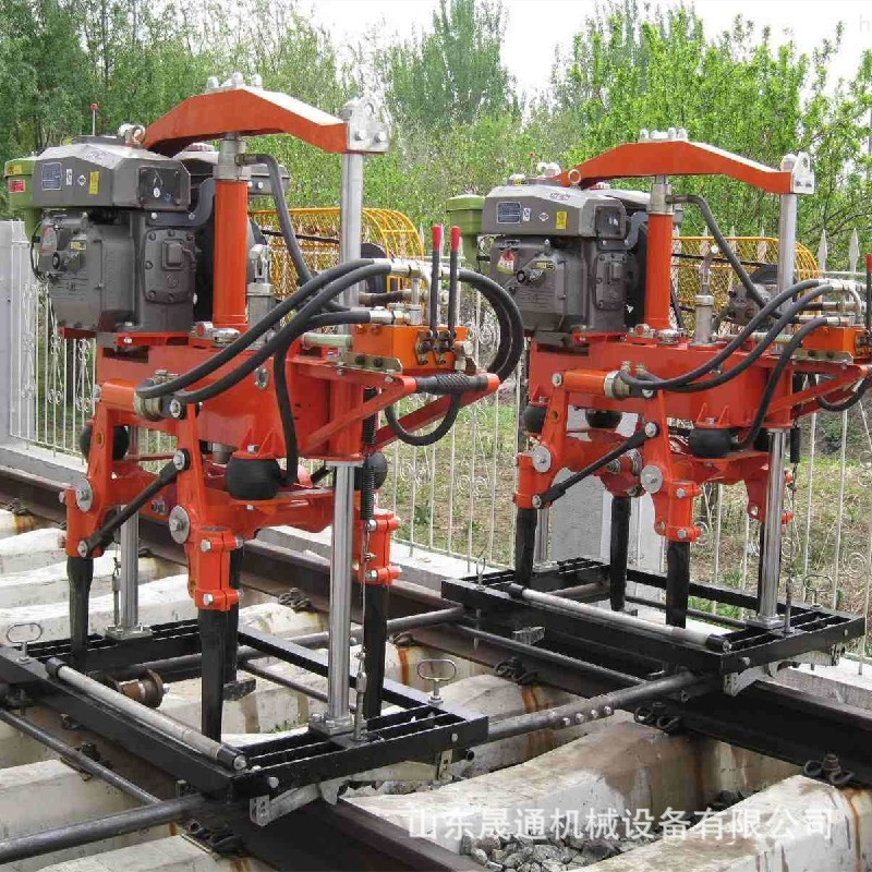 供应YD-22液压捣固机 液压线路道碴捣固机 钢轨内燃多功能捣固机