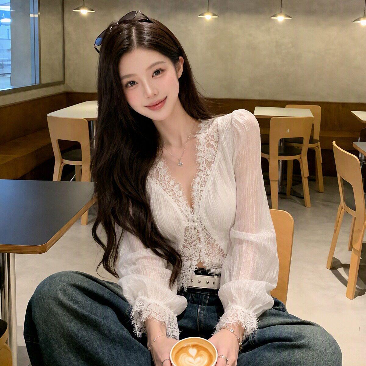 衬衫衬衣辣妹秋季面料绝美蕾丝独特欲女泡泡袖性感拼接原版长袖纯