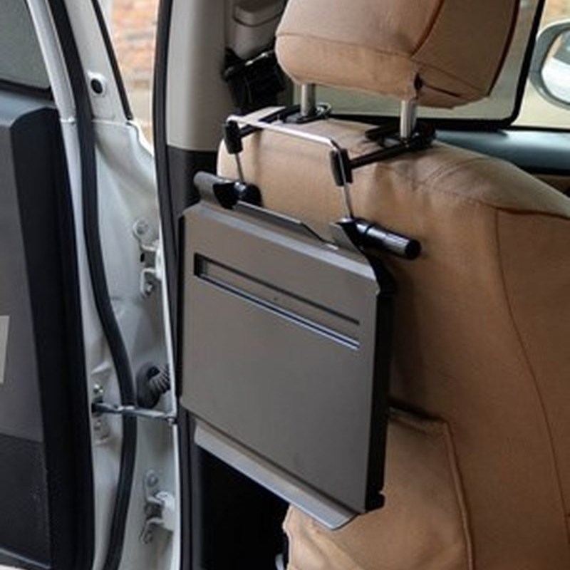 Car table table using a folding table in the back seat car