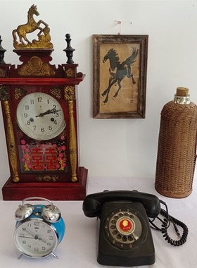 速发怀旧摄物件摆件马头品转盘老机复古老家具收藏纪念钟老影道具
