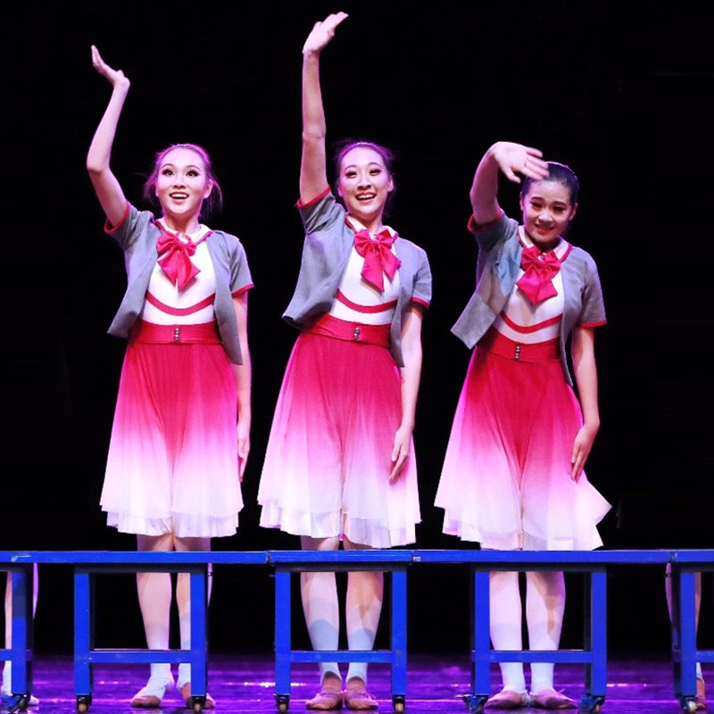 中小学生青春纪念册舞蹈演出服女孩毕业季六一大合唱朗诵表演服装