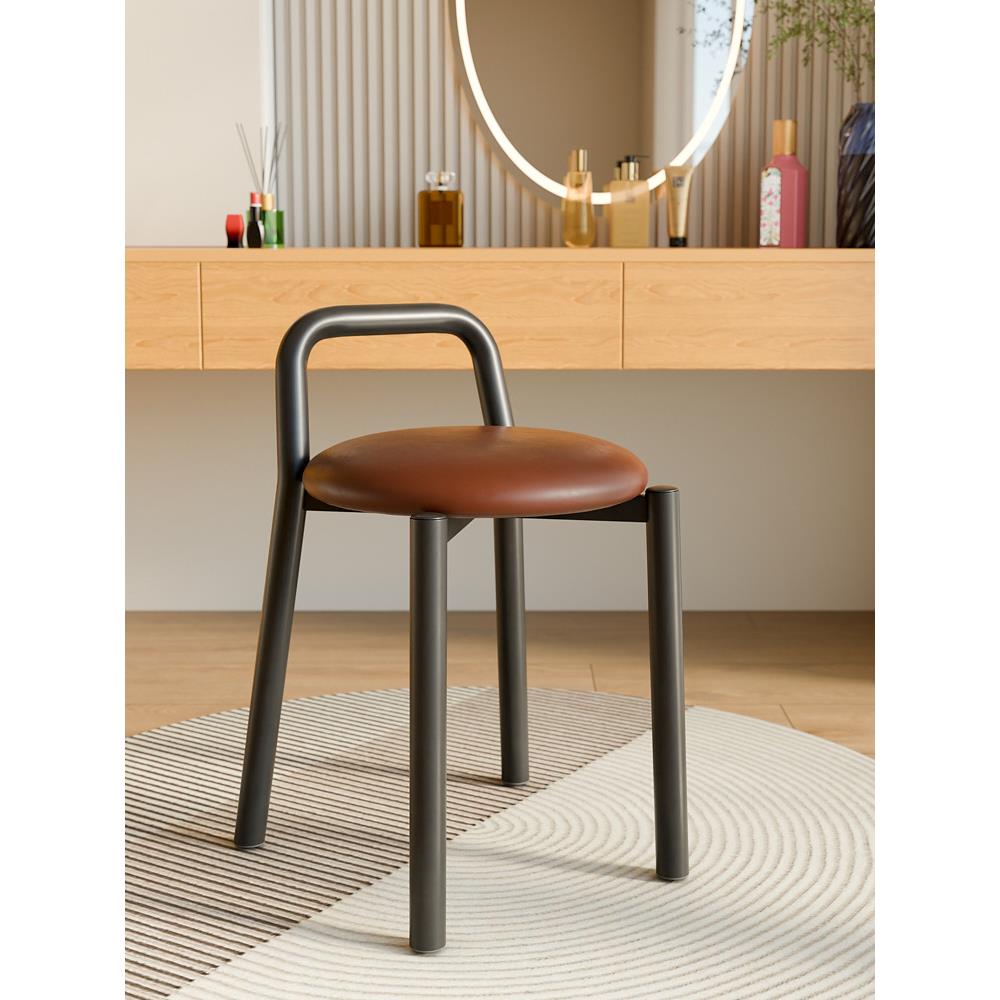 北欧创意个性皮革凳子家用矮凳现代简约餐椅化妆凳圆凳子休闲