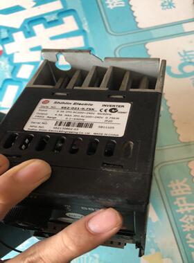 士林变频器 两相750W变频器 SS2-021-0.75K