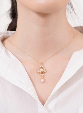 淡水珍珠吊坠送925银镀9K金项链