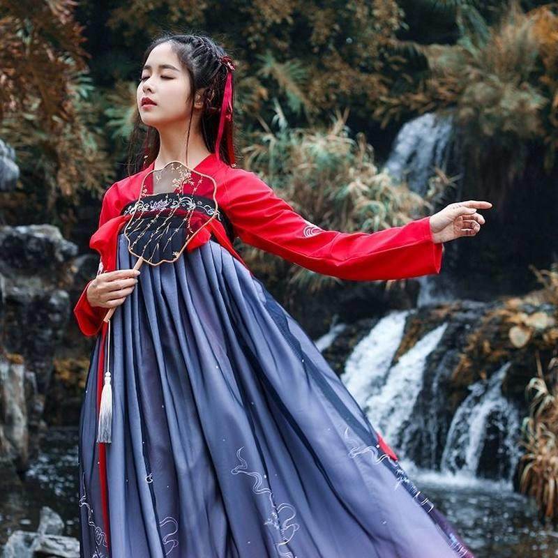 推新款便宜汉服女锦鲤秋水逍遥客春樱改良汉元素十里香齐胸襦裙套