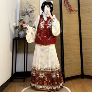 原创汉服女【狮柿如意】明制加绒加厚比甲马面裙拜年服套装冬季款