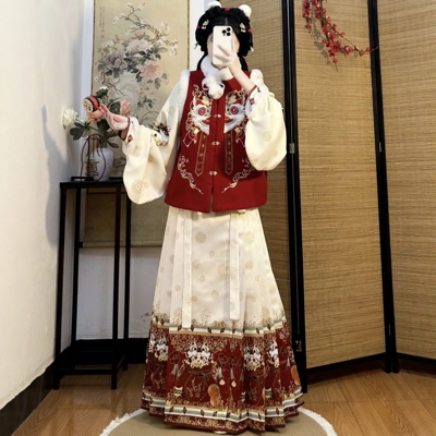 原创汉服女【狮柿如意】明制加绒加厚比甲马面裙拜年服套装冬季款