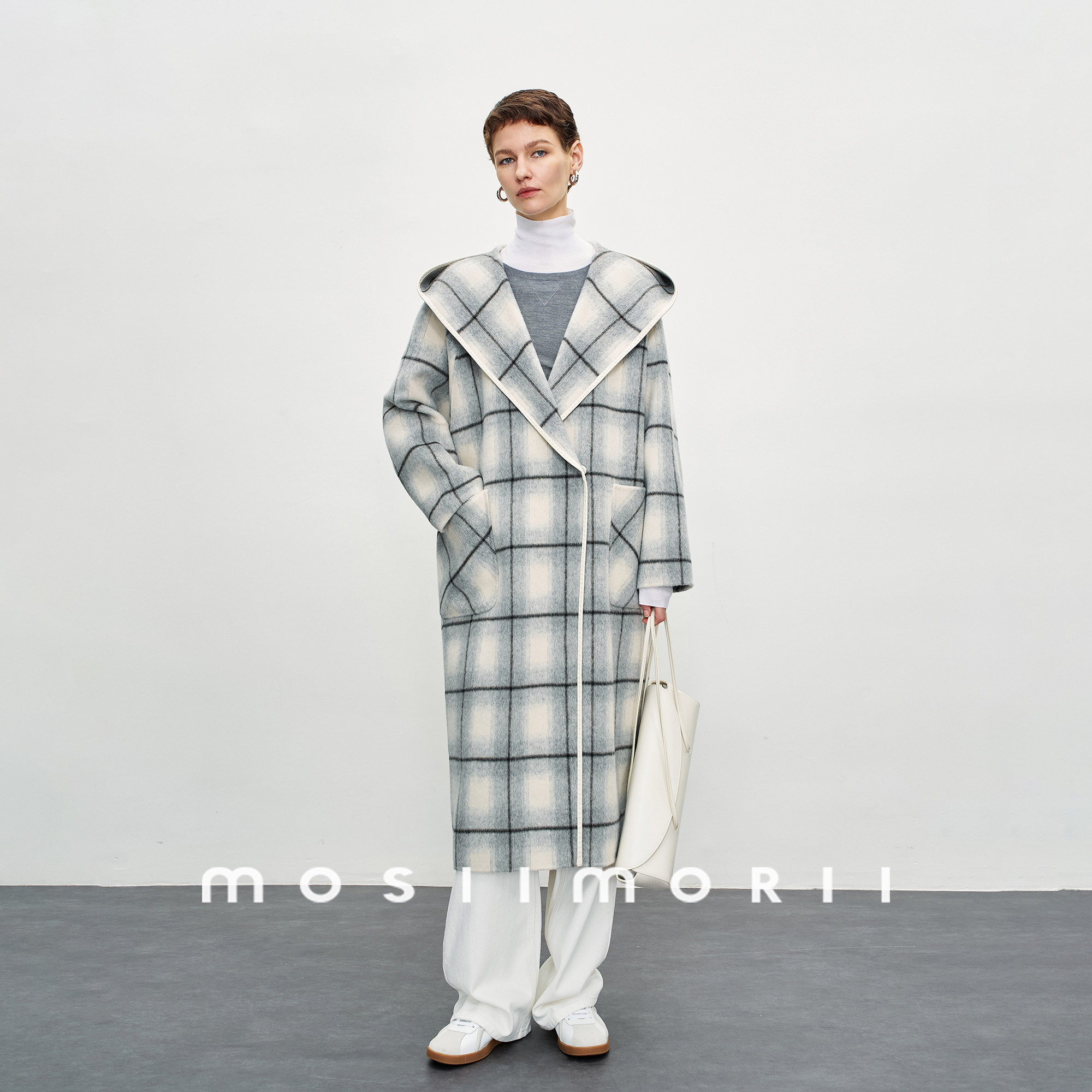 MOSIIMORII【闲庭叙诗】黑白格中长款大衣女秋冬绵羊毛连帽外套