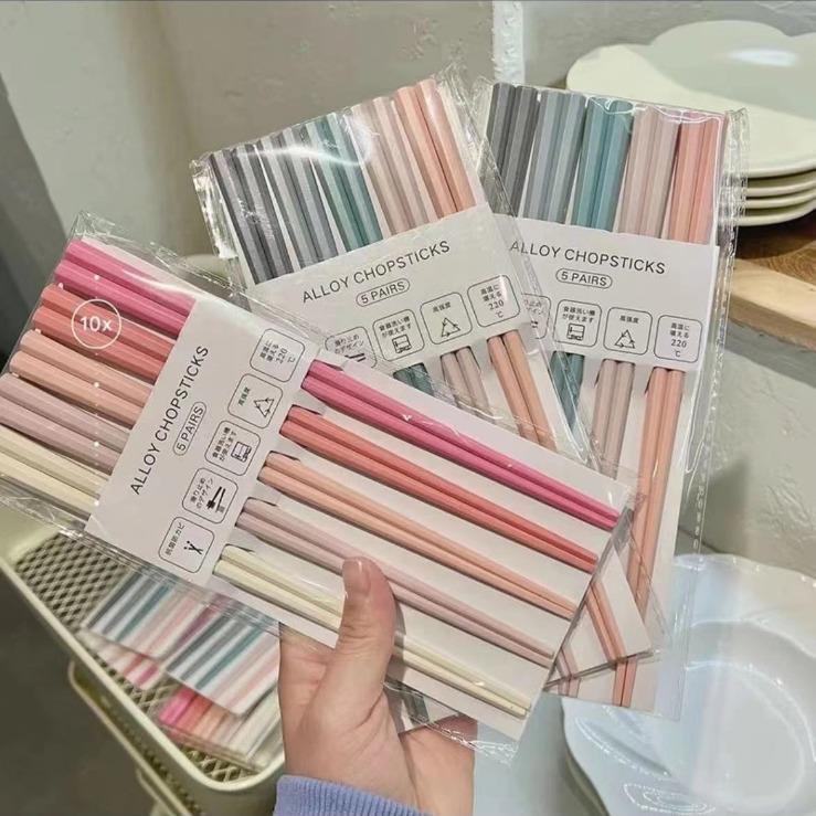 简约马卡龙色防滑纯色六角合金筷子厨房餐桌家用耐高温防霉餐具