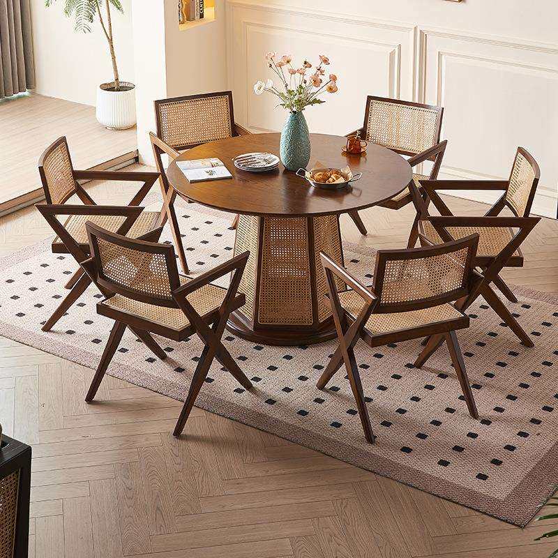 中古风实木圆桌北欧餐厅藤编餐桌餐椅组合家用小户型饭桌一桌四椅