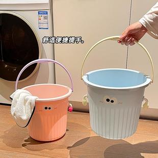 可爱塑料水桶大号储水桶手提小桶学生宿舍洗衣桶家用洗澡桶加厚