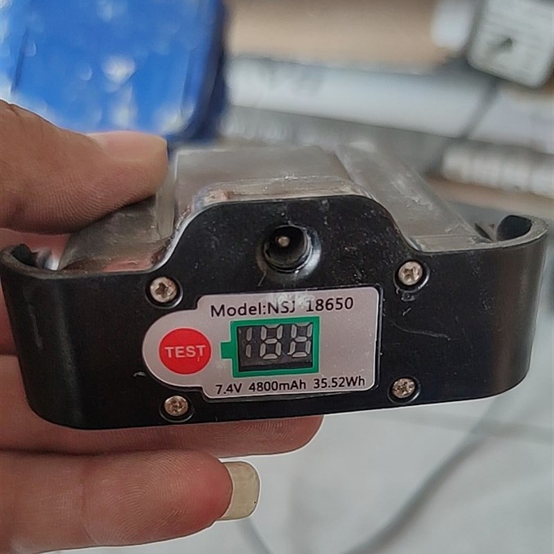 速发耐上炯双管美缝电动胶枪工具打胶枪7.4V 8.5V2000MA16.8V线