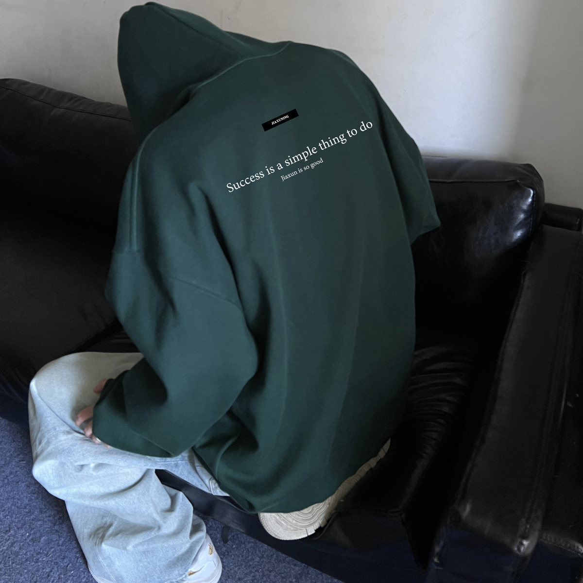 速发新款潮流时尚情帽连侣卫衣男帽宽松慵懒风痞帅套头春衫男