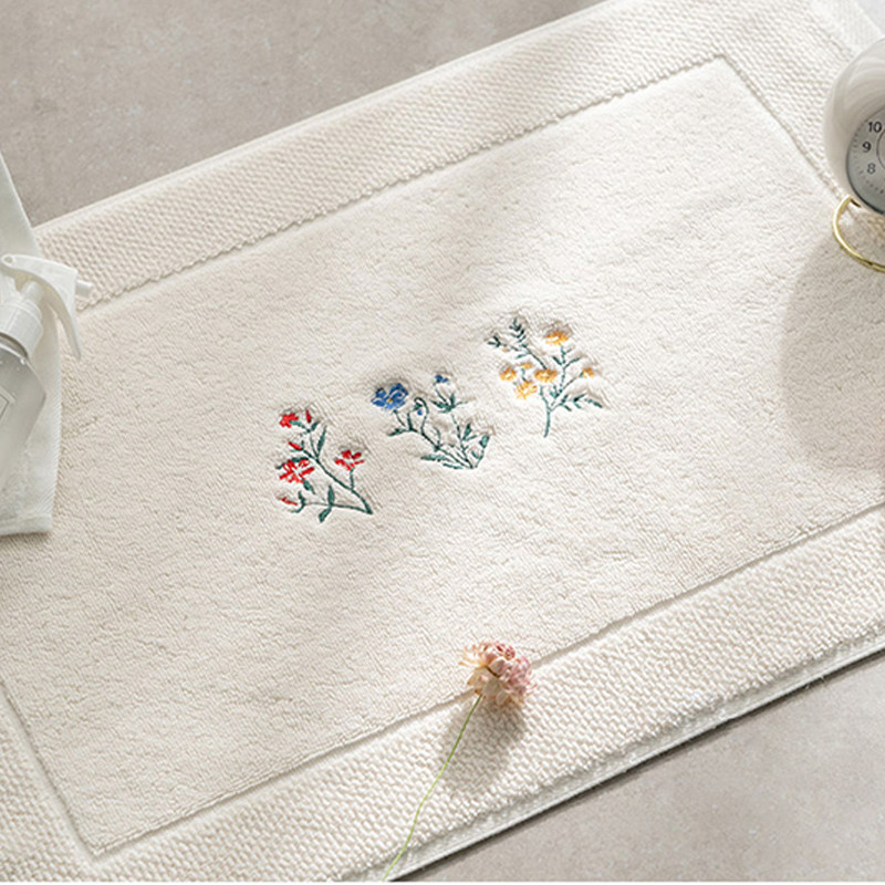 新款可机洗刺绣地巾纯棉化妆室浴室门口吸水地垫踩脚垫家用小尺寸