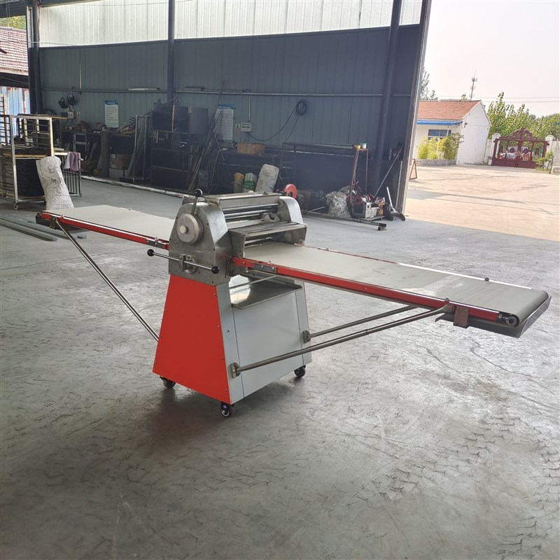 山东商用酥皮机 起酥机厂家 老婆饼酥皮机电话蛋糕面包酥皮机运费