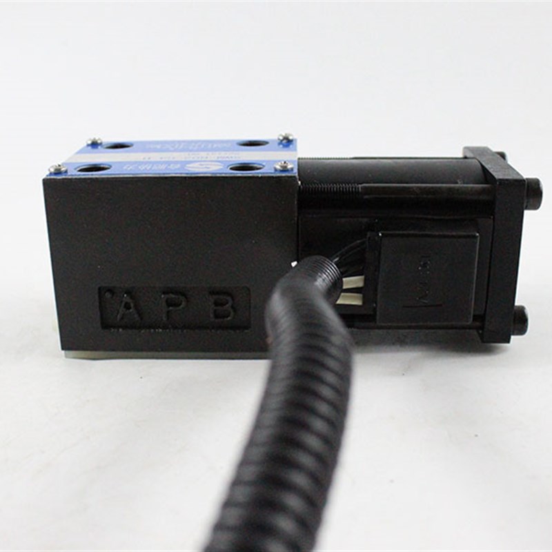 极速叉车变速箱换挡/档位电磁阀SWM-G02-C4I-D 12V/24V杭叉合力2-