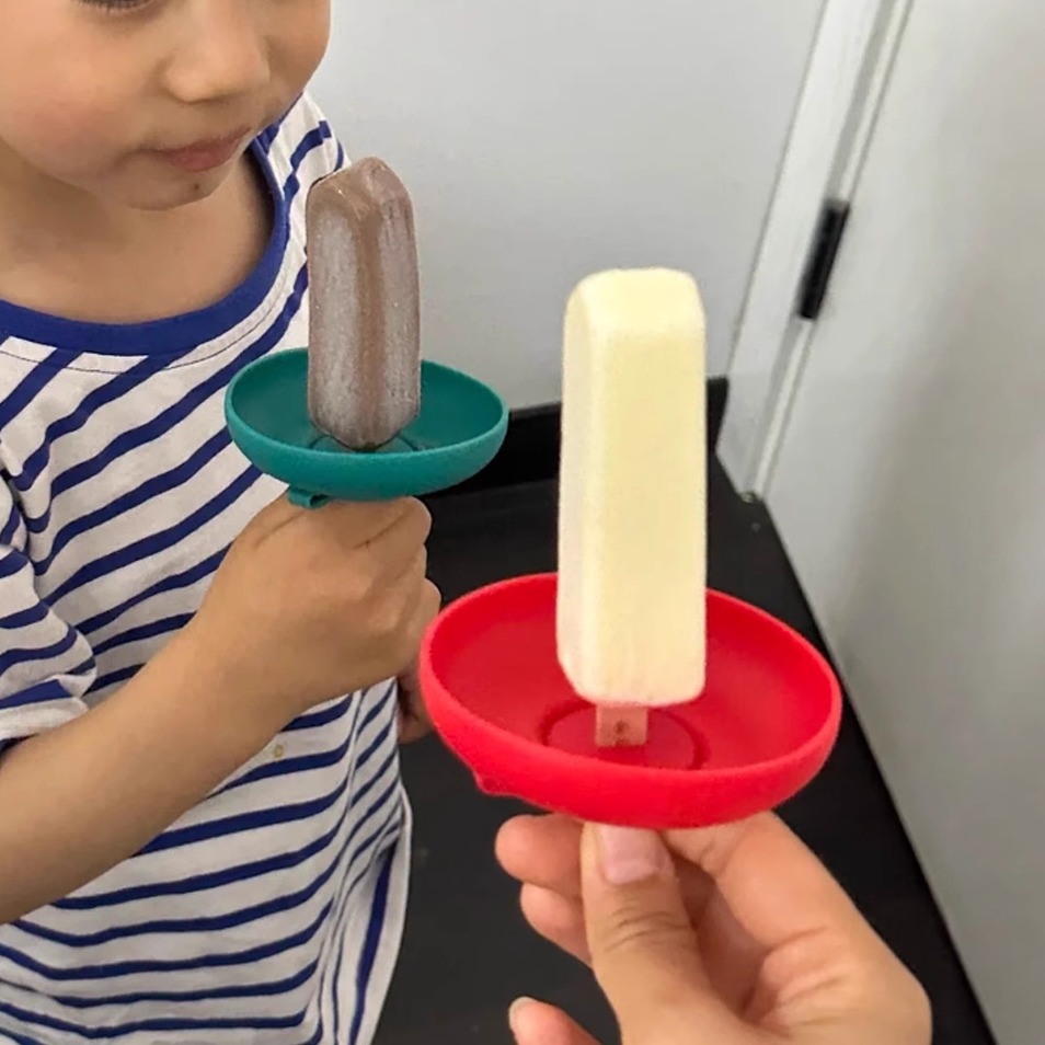有了防滴托，吃雪糕不用弄一身了