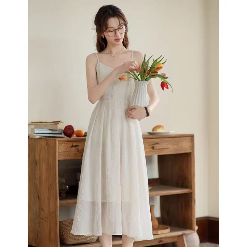 法式温柔气质白色吊带连衣裙女夏季2025新款度假风收腰裙子小个子，商品下架区商品下架区，凯文服饰