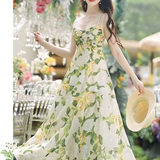 法式气质减龄碎花连衣裙女夏季新款别致收腰显瘦露肩长裙子，商品下架区，凯文服饰