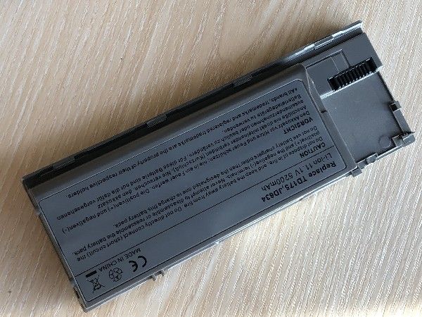 速发Laptop Battery For Dell Latitude D620 D630 D630c Precisi-封面