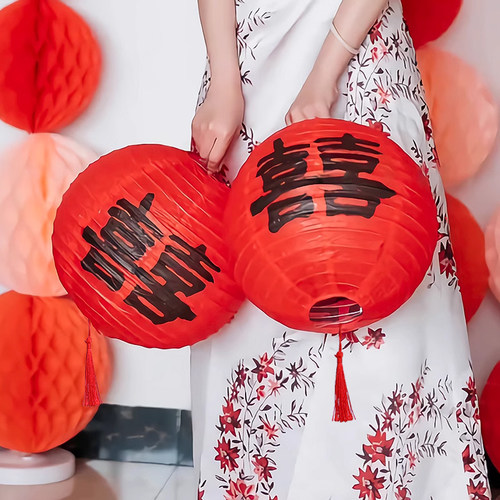 速发喜字灯笼晨袍拍照道布创娘结婚婚礼伴娘新意拍摄婚房具置接亲