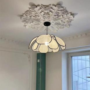 法式复古餐厅吊灯中古风花瓣女生主卧室高级感2024新款公主书房灯