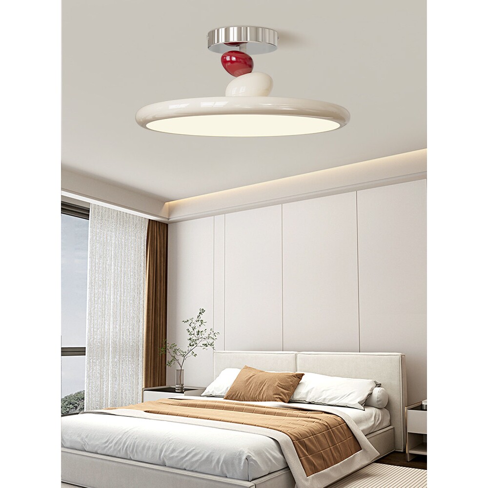 法式奶油风卧室吊灯现代简约2025新款全光谱护眼书房灯主卧吸顶灯