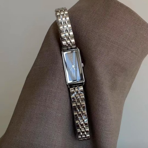 【大牌素盒】2025年新款长方形手表女女士高端女款品牌正品女生