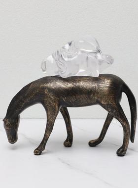 新中式创意古铜色动物马驮货树脂摆件样板间玄关电视柜抽象艺术品