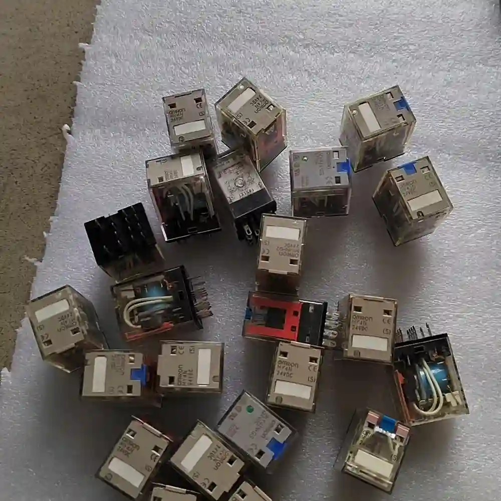 {议价}omRon继电器MY4N一GS，24VDC有174只