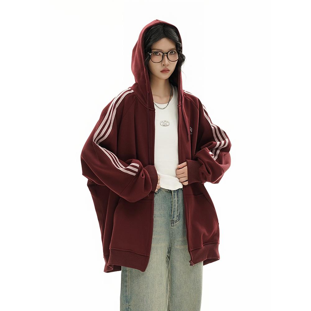 酒红色侧边三条杠连帽卫衣女春秋2025宽松情侣装重磅美式开衫外套