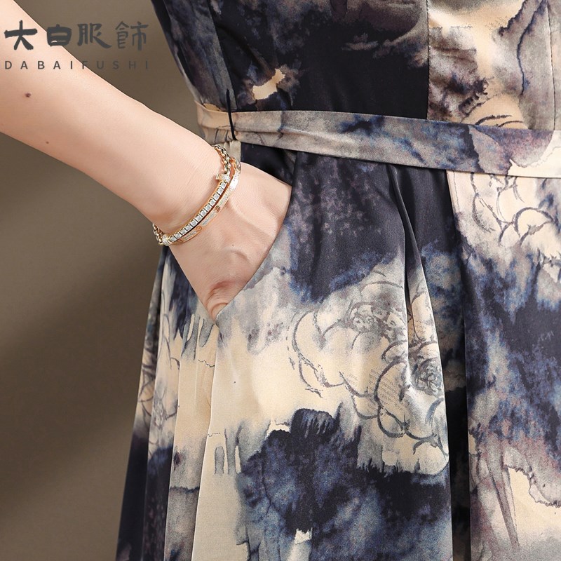 速发母亲节妈妈夏装连衣裙洋气高贵40岁50中年夏季水墨晕染裙子